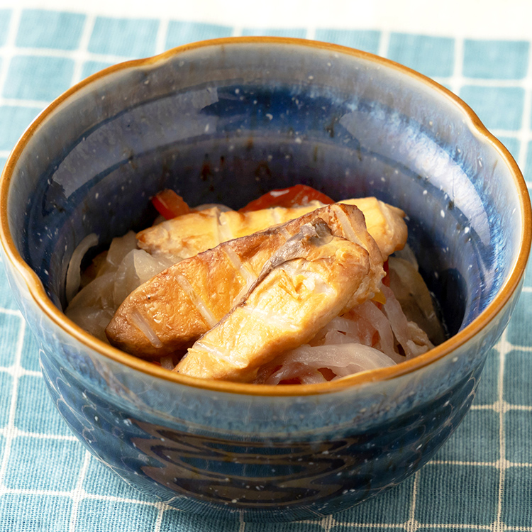 愛媛県産　燻製真鯛と玉ねぎのさっぱり和え